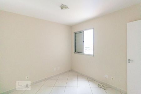 Apartamento à venda com 80m², 3 quartos e 2 vagas Apartamento à venda com 80m², 3 quartos e 2 vagasQuarto