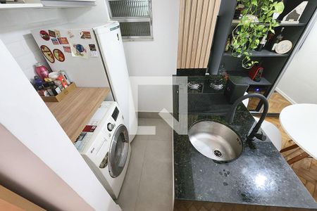 Cozinha de apartamento à venda com 1 quarto, 32m² em Catete, Rio de Janeiro