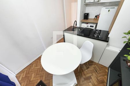 Sala de apartamento para alugar com 1 quarto, 32m² em Catete, Rio de Janeiro