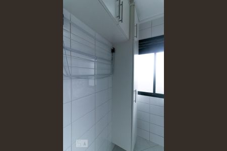 Apartamento para alugar com 60m², 2 quartos e 1 vaga Apartamento para alugar com 60m², 2 quartos e 1 vagaArea de Serviços