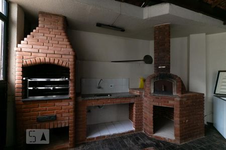Apartamento para alugar com 60m², 2 quartos e 1 vaga Apartamento para alugar com 60m², 2 quartos e 1 vagaÁrea comum - Churrasqueira