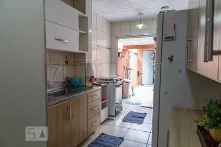Casa à venda com 170m², 3 quartos e sem vaga Casa à venda com 170m², 3 quartos e sem vagaCozinha