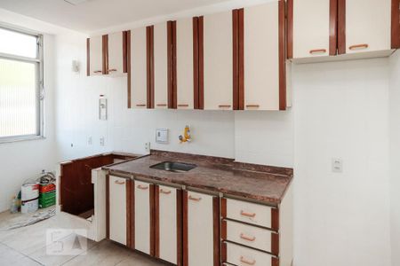 Apartamento à venda com 70m², 1 quarto e 1 vagaCozinha