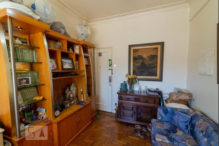 Apartamento à venda com 40m², 1 quarto e sem vaga Apartamento à venda com 40m², 1 quarto e sem vagaSala