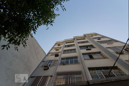 Apartamento à venda com 40m², 1 quarto e sem vaga Apartamento à venda com 40m², 1 quarto e sem vagaFachada