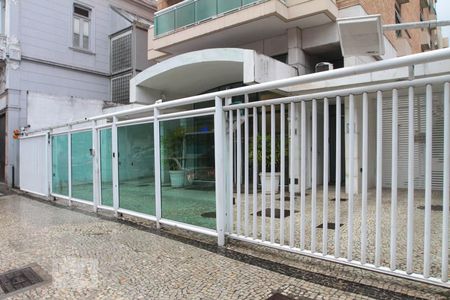 Apartamento à venda com 150m², 2 quartos e 2 vagasFachada e portaria