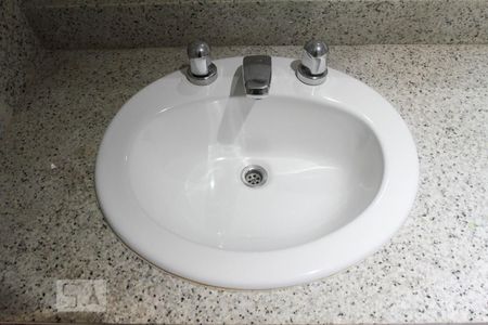 Apartamento à venda com 150m², 2 quartos e 2 vagasBanheiro do Quarto 2 - Suíte