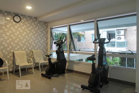 Apartamento à venda com 150m², 2 quartos e 2 vagasÁrea comum - Academia