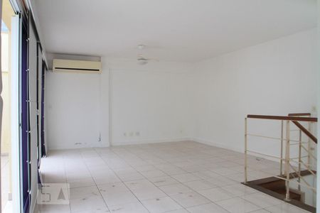 Apartamento à venda com 150m², 2 quartos e 2 vagasSala - Cobertura