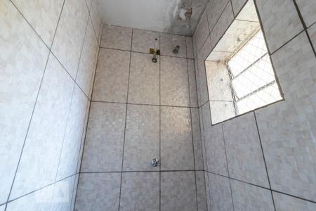 Casa à venda com 65m², 2 quartos e 1 vaga Casa à venda com 65m², 2 quartos e 1 vagaBanheiro