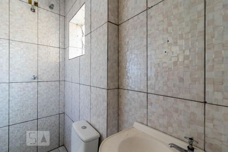 Casa à venda com 65m², 2 quartos e 1 vaga Casa à venda com 65m², 2 quartos e 1 vagaBanheiro