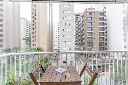 Varanda Sala de apartamento à venda com 2 quartos, 65m² em Perdizes, São Paulo