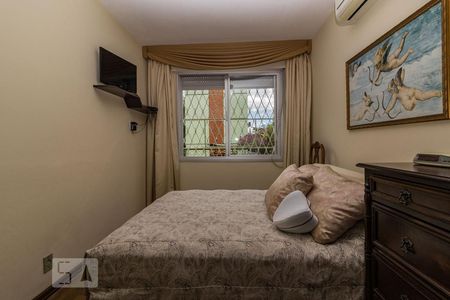 Dormitório2 de apartamento para alugar com 4 quartos, 80m² em Cristal, Porto Alegre