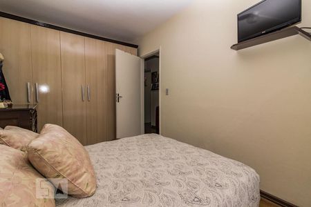 Dormitório2 de apartamento para alugar com 4 quartos, 80m² em Cristal, Porto Alegre