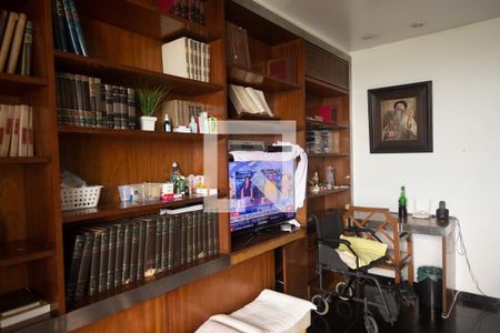 Apartamento à venda com 220m², 3 quartos e 3 vagasQuarto 1