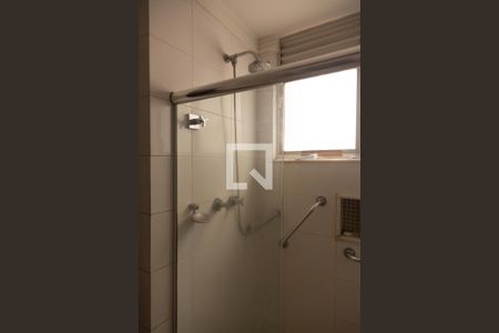 Apartamento à venda com 220m², 3 quartos e 3 vagasBanheiro do Quarto Suíte 2