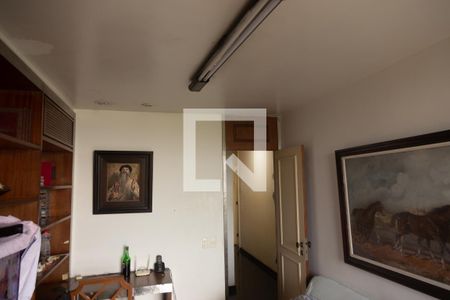 Apartamento à venda com 220m², 3 quartos e 3 vagasQuarto 1