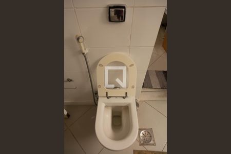 Apartamento à venda com 220m², 3 quartos e 3 vagasBanheiro do Quarto Suíte 2