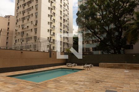 Apartamento à venda com 220m², 3 quartos e 3 vagasÁrea comum - Piscina