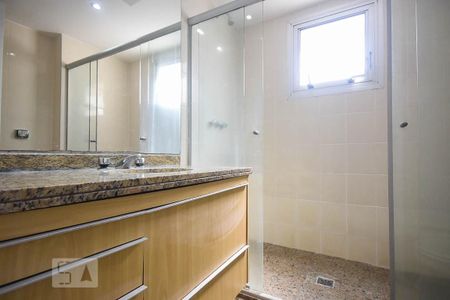 Apartamento à venda com 170m², 4 quartos e 2 vagasBanheiro suíte 2