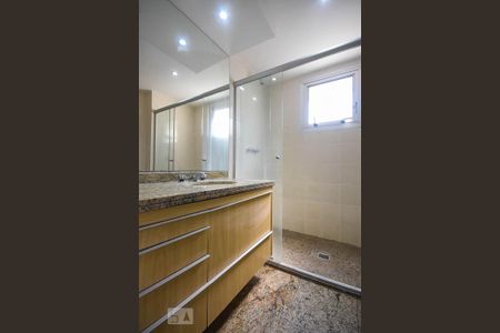 Apartamento à venda com 170m², 4 quartos e 2 vagasBanheiro suíte 2