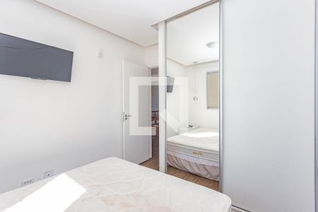 Quarto 1 de apartamento para alugar com 2 quartos, 57m² em Vila Brasílio Machado, São Paulo