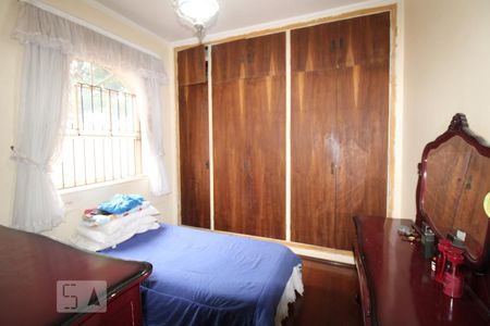 Casa para alugar com 250m², 5 quartos e 4 vagasQuarto 1