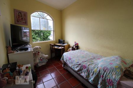 Casa para alugar com 250m², 5 quartos e 4 vagasQuarto 2 (piso superior)