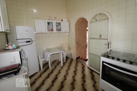 Casa para alugar com 250m², 5 quartos e 4 vagasCozinha