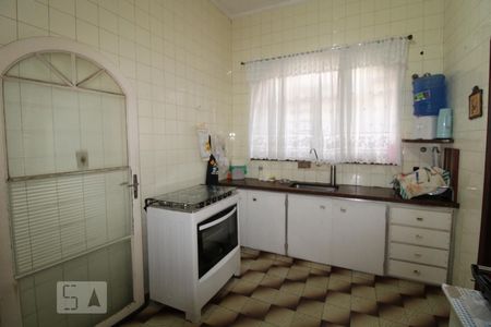 Casa para alugar com 250m², 5 quartos e 4 vagasCozinha