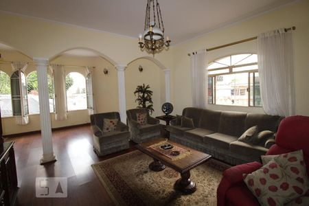 Sala de casa para alugar com 5 quartos, 250m² em Jardim Chapadão, Campinas