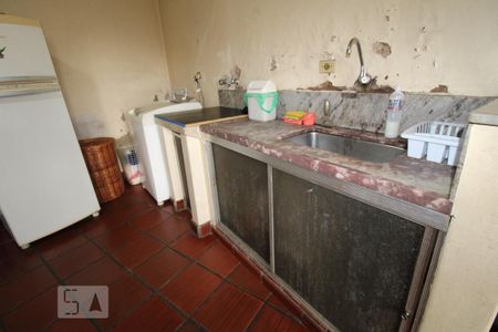 Casa para alugar com 250m², 5 quartos e 4 vagasGaragem interna e área de serviço