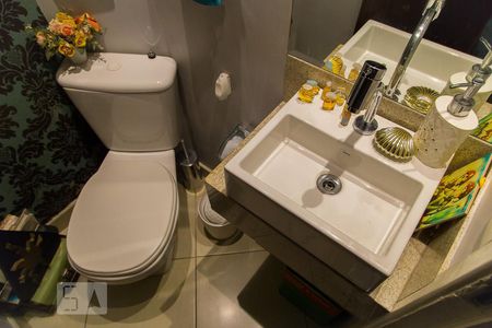 Apartamento para alugar com 70m², 2 quartos e 1 vagaLavabo - Detalhe