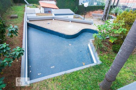 Apartamento para alugar com 70m², 2 quartos e 1 vagaÁrea comum - Piscina