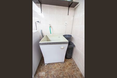 Casa à venda com 180m², 3 quartos e 2 vagasÁrea de Serviço