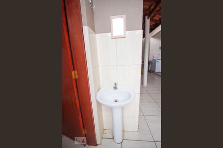 Casa à venda com 180m², 3 quartos e 2 vagasLavabo