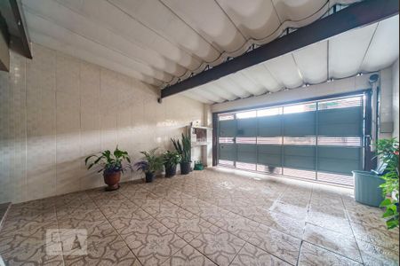 Casa para alugar com 220m², 3 quartos e 2 vagas Casa para alugar com 220m², 3 quartos e 2 vagasGaragem