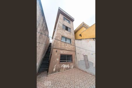 Casa para alugar com 220m², 3 quartos e 2 vagas Casa para alugar com 220m², 3 quartos e 2 vagasQuintal Fundos