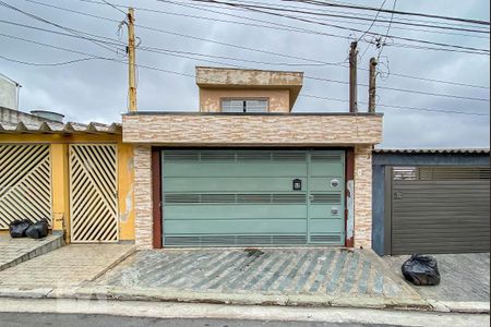 Casa para alugar com 220m², 3 quartos e 2 vagas