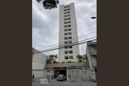 Apartamento à venda com 60m², 1 quarto e sem vaga Apartamento à venda com 60m², 1 quarto e sem vagaFachada