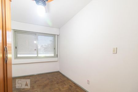 Quarto 2 de apartamento para alugar com 2 quartos, 60m² em Partenon, Porto Alegre