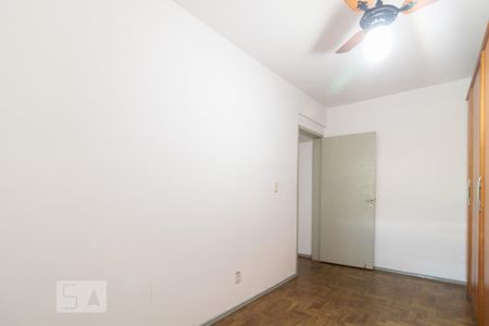 Quarto 2 de apartamento para alugar com 2 quartos, 60m² em Partenon, Porto Alegre