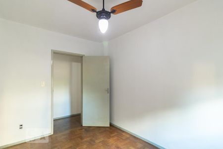 Quarto 1 de apartamento para alugar com 2 quartos, 60m² em Partenon, Porto Alegre