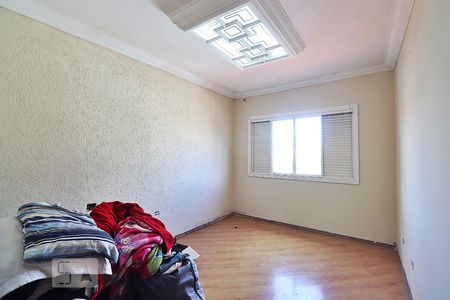 Sala de casa para alugar com 2 quartos, 220m² em Vila Cecília Maria, Santo André