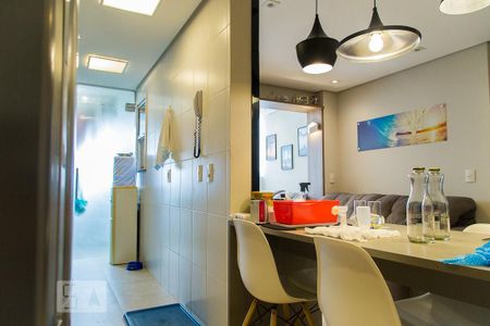 Apartamento à venda com 65m², 2 quartos e 2 vagas Apartamento à venda com 65m², 2 quartos e 2 vagasCozinha