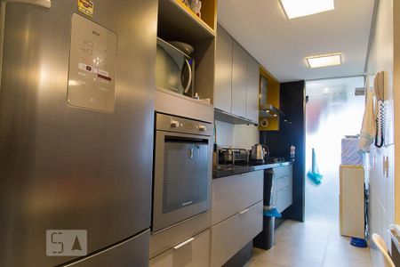 Apartamento à venda com 65m², 2 quartos e 2 vagas Apartamento à venda com 65m², 2 quartos e 2 vagasCozinha