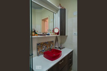 Apartamento à venda com 55m², 2 quartos e sem vagaBanheiro da Suíte