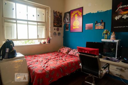 Quarto 1 de apartamento à venda com 2 quartos, 55m² em Santana, Porto Alegre