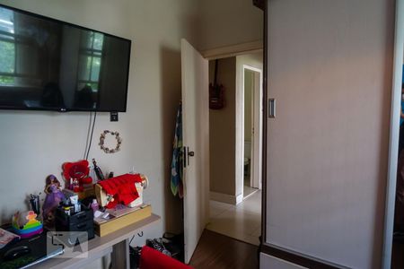 Quarto 1 de apartamento à venda com 2 quartos, 55m² em Santana, Porto Alegre