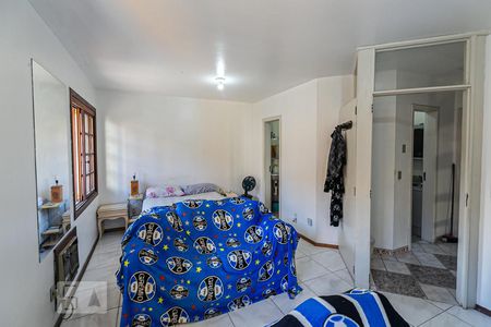 Quarto 1 e 2 de casa de condomínio para alugar com 3 quartos, 117m² em Medianeira, Porto Alegre